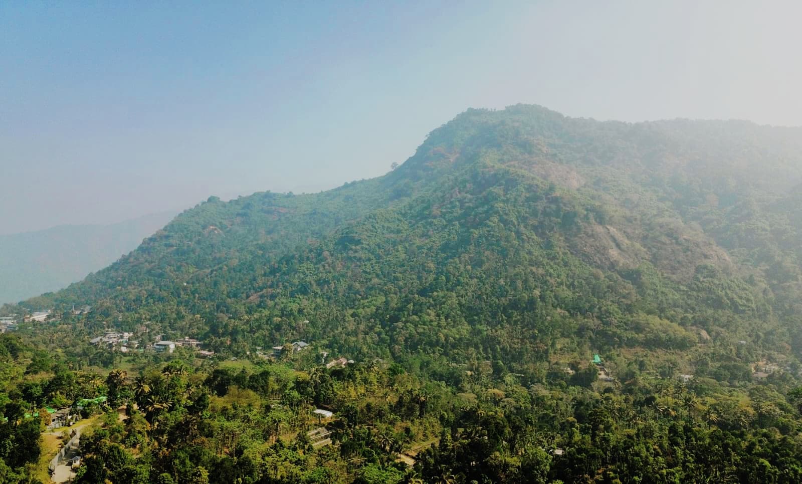 Munnar Romantic Honeymoon Package (3 Nights / 4 Days) from Chennai in Kochi Airport / Ernakulam Railway Station