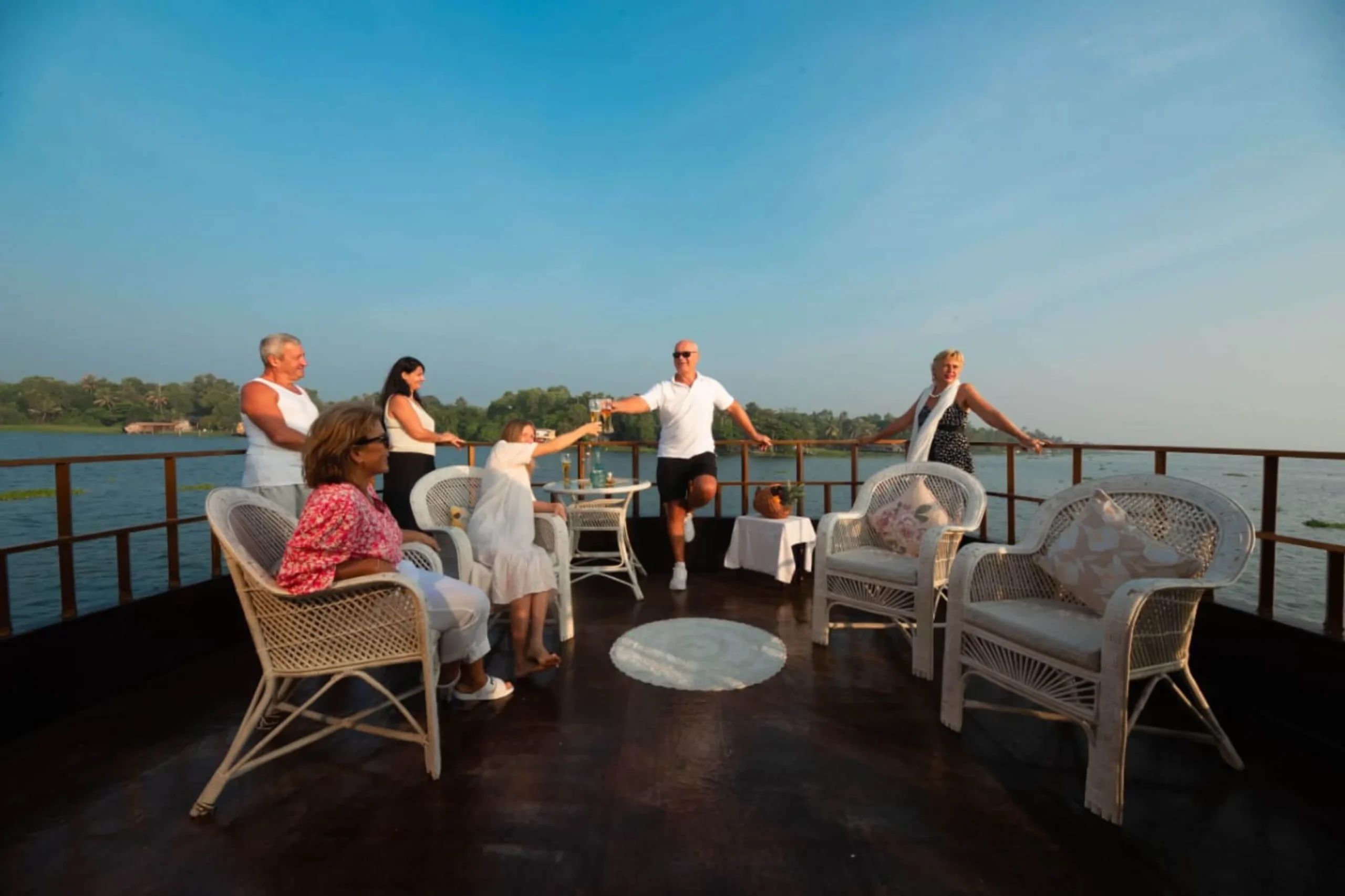 Complete Kerala Highlights Tour Package (6 Nights / 7 Days) from Salem in Kochi Airport / Ernakulam Railway Station