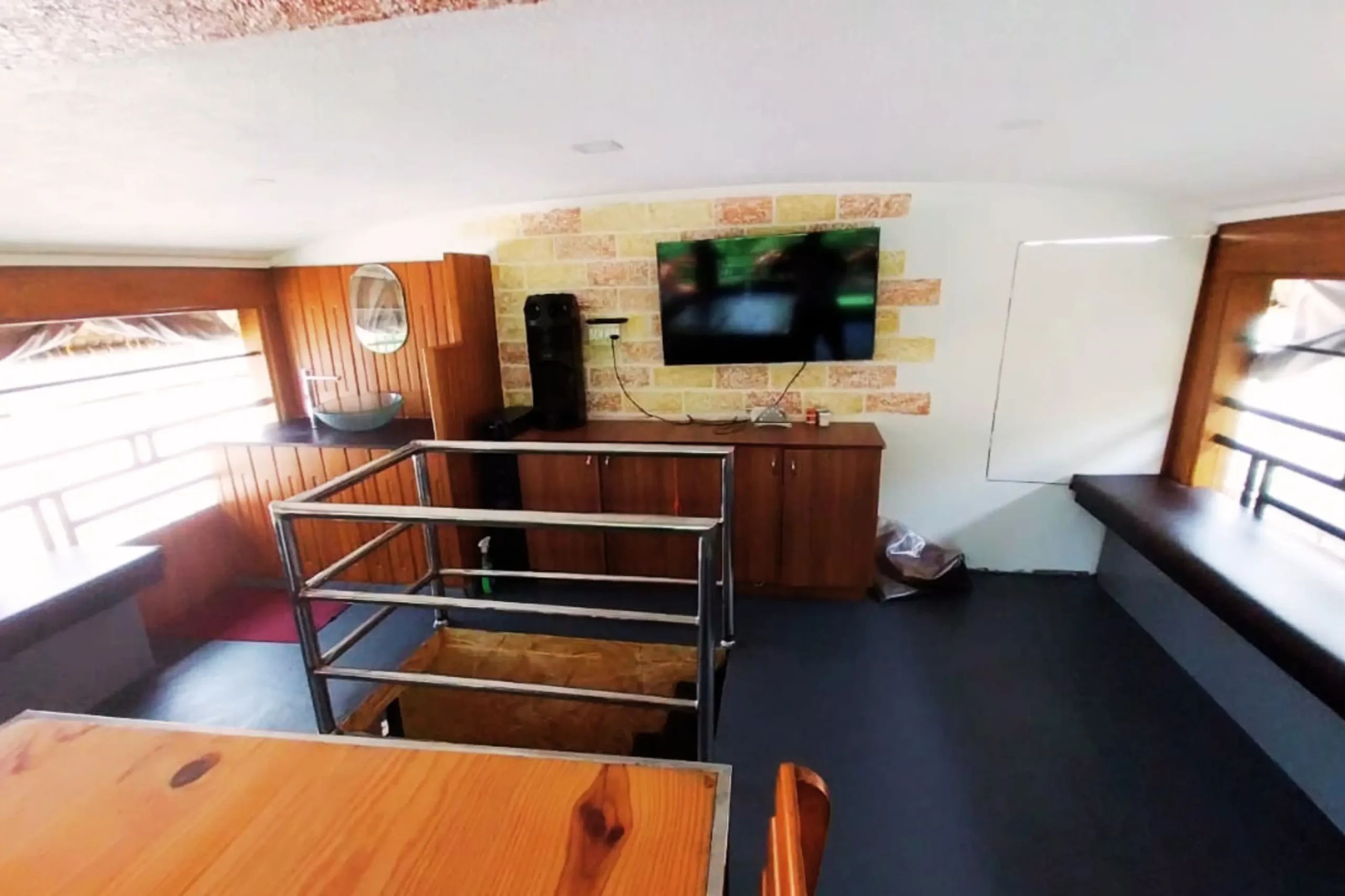 Munnar Luxury Family Pool Villa Package (3 Nights / 4 Days) from Vellore in Kochi Airport / Ernakulam Railway Station