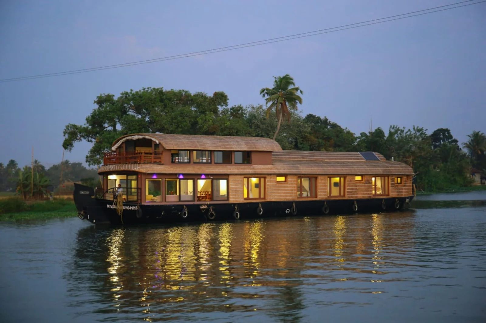 Munnar Luxury Family Pool Villa Package (3 Nights / 4 Days) from Erode in Kochi Airport / Ernakulam Railway Station