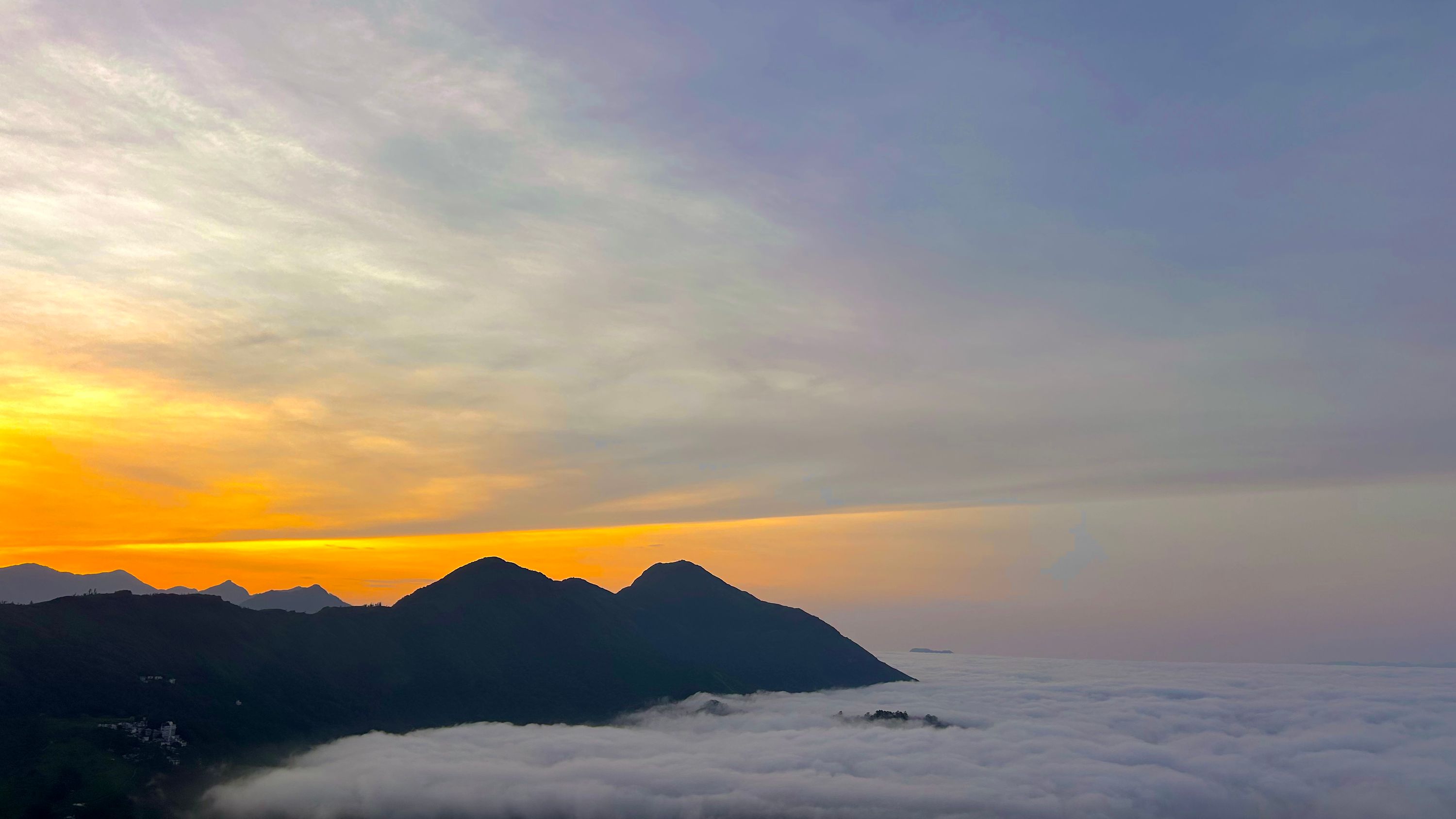 Munnar, Kolukkumalai Sunrise & Vattavada Adventure Package (3 Nights / 4 Days) from Trichy in Kochi Airport / Ernakulam Railway Station