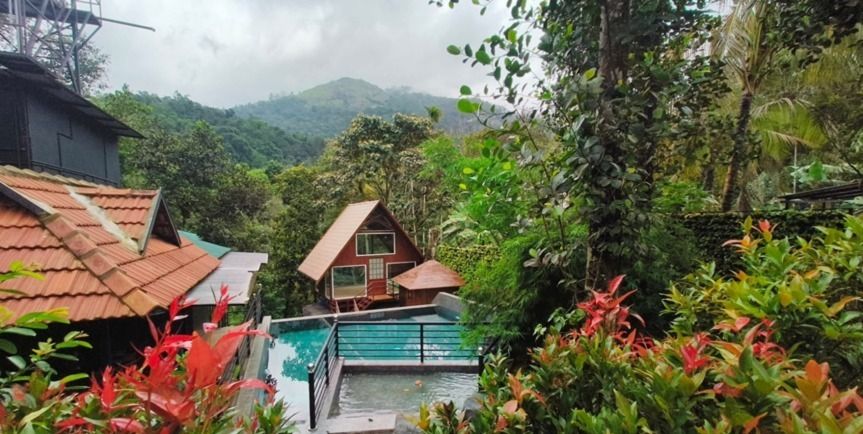 Ultimate Kerala Explorer Package (9 Nights / 10 Days) from Theni in Kochi Airport / Ernakulam Railway Station
