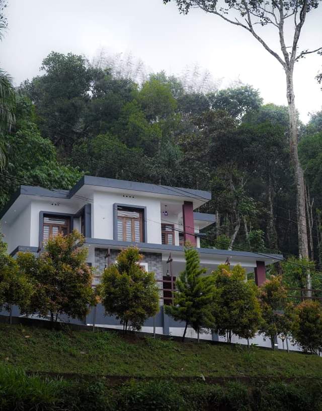 3 Bedroom private pool villa in Munnar, Thokkupara