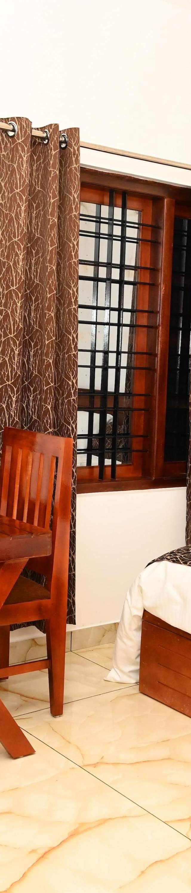 5 Bedroom Budget Cottage in Munnar